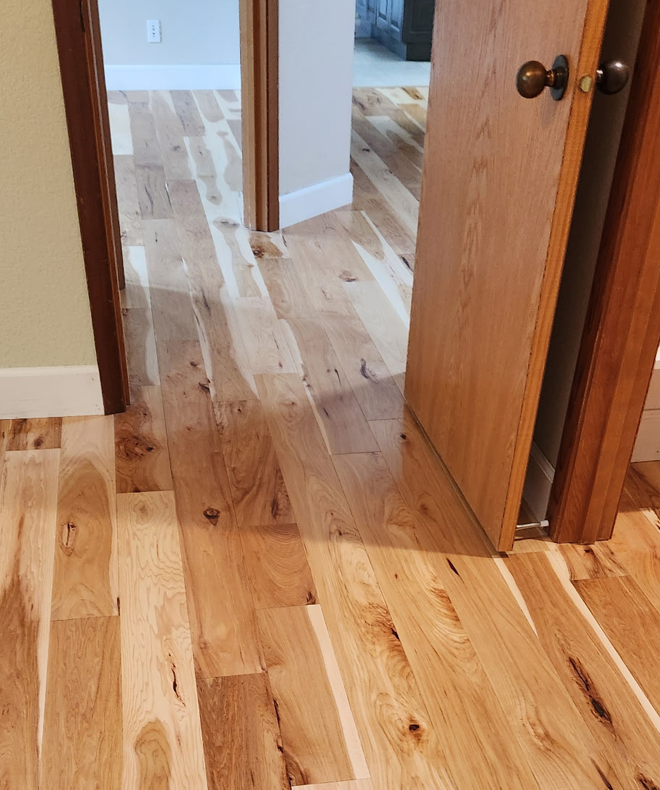 BestHardwoodFlooring-Tile-Reno-NV-HardwoodFlooringInstallation-Sales-4