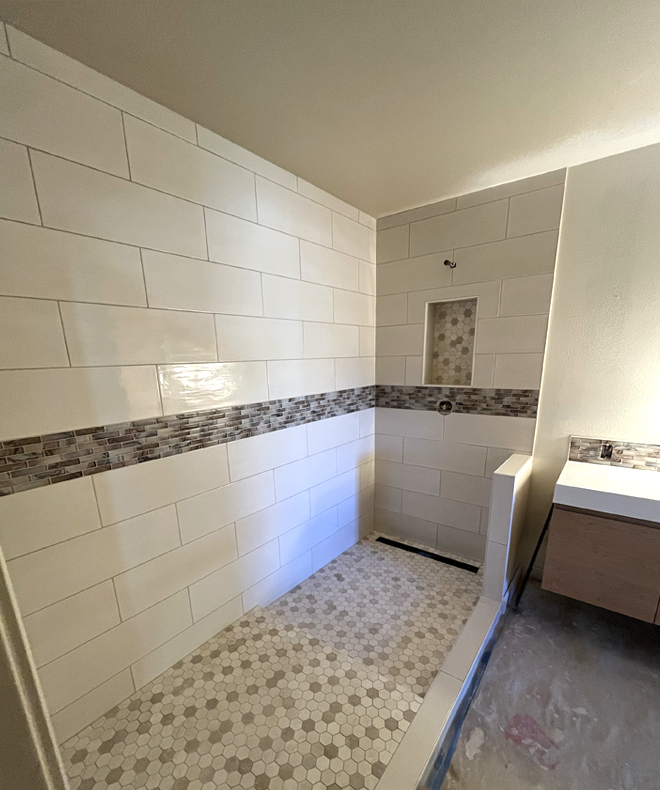 BestHardwoodFlooring-Tile-Reno-NV-Shower-Tile-Installations-8