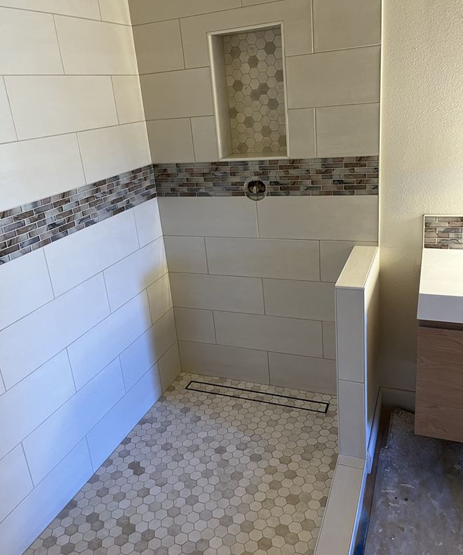 BestHardwoodFlooring-Tile-Reno-NV-Shower-Tile-Installations-9